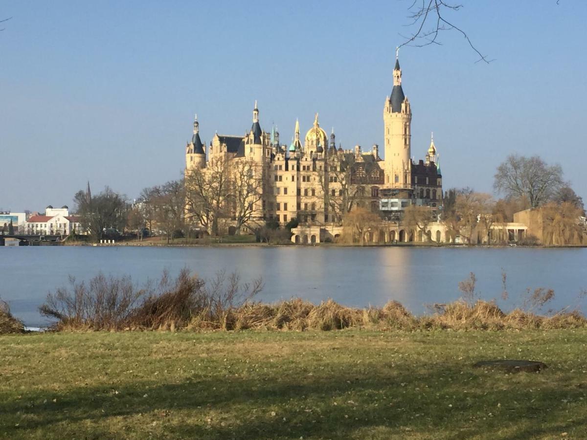 Schlosspark Residenz Schwerin  Esterno foto